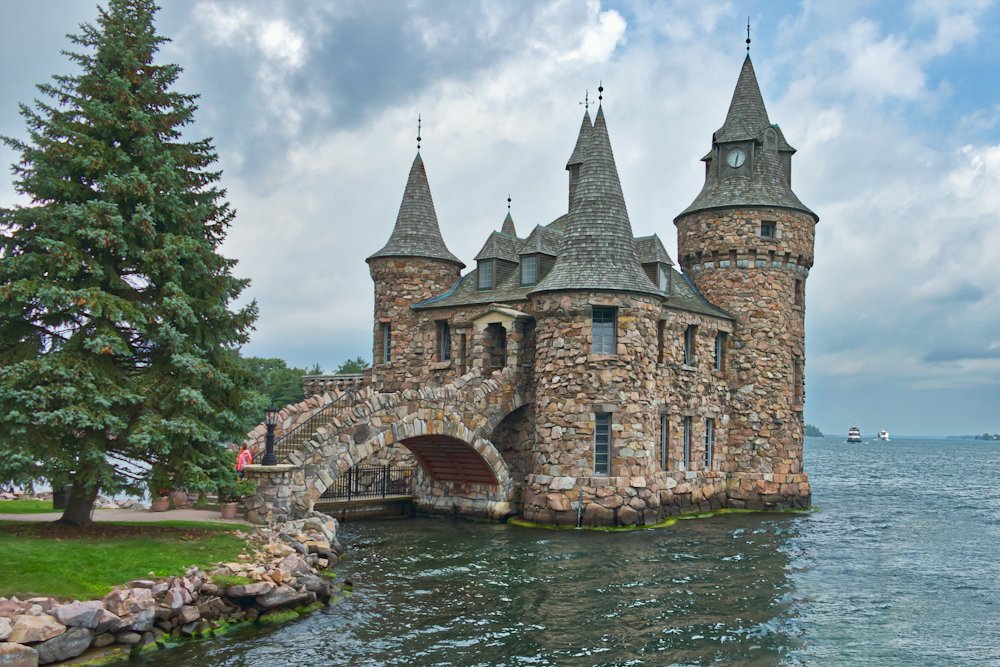 Thousand Islands & Kingston Day Trip – Toronto, Ontario